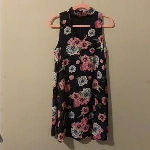 Medium dress